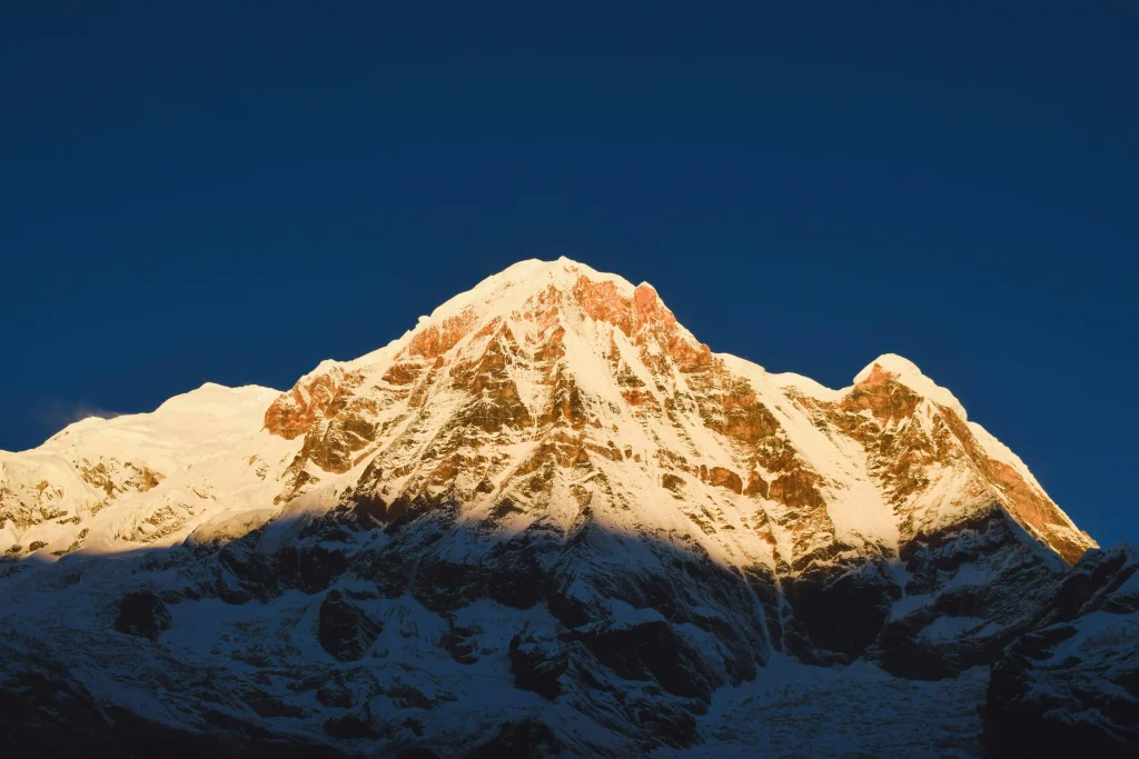 Annapurna circuit trek nepal adventure trail