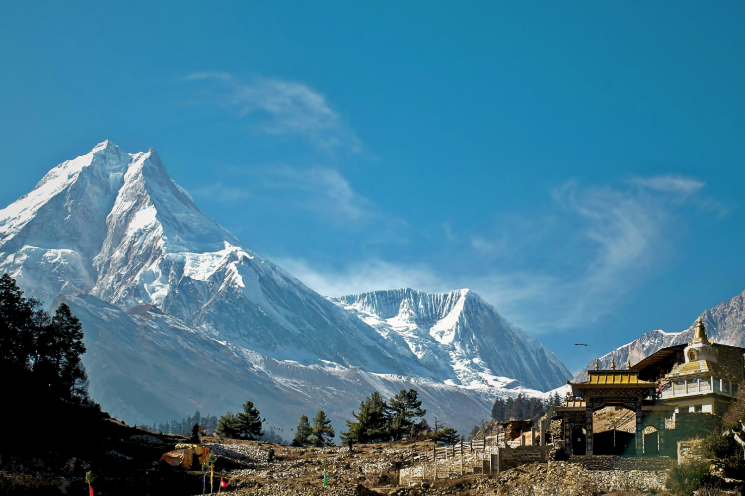 Manaslu circuit trek