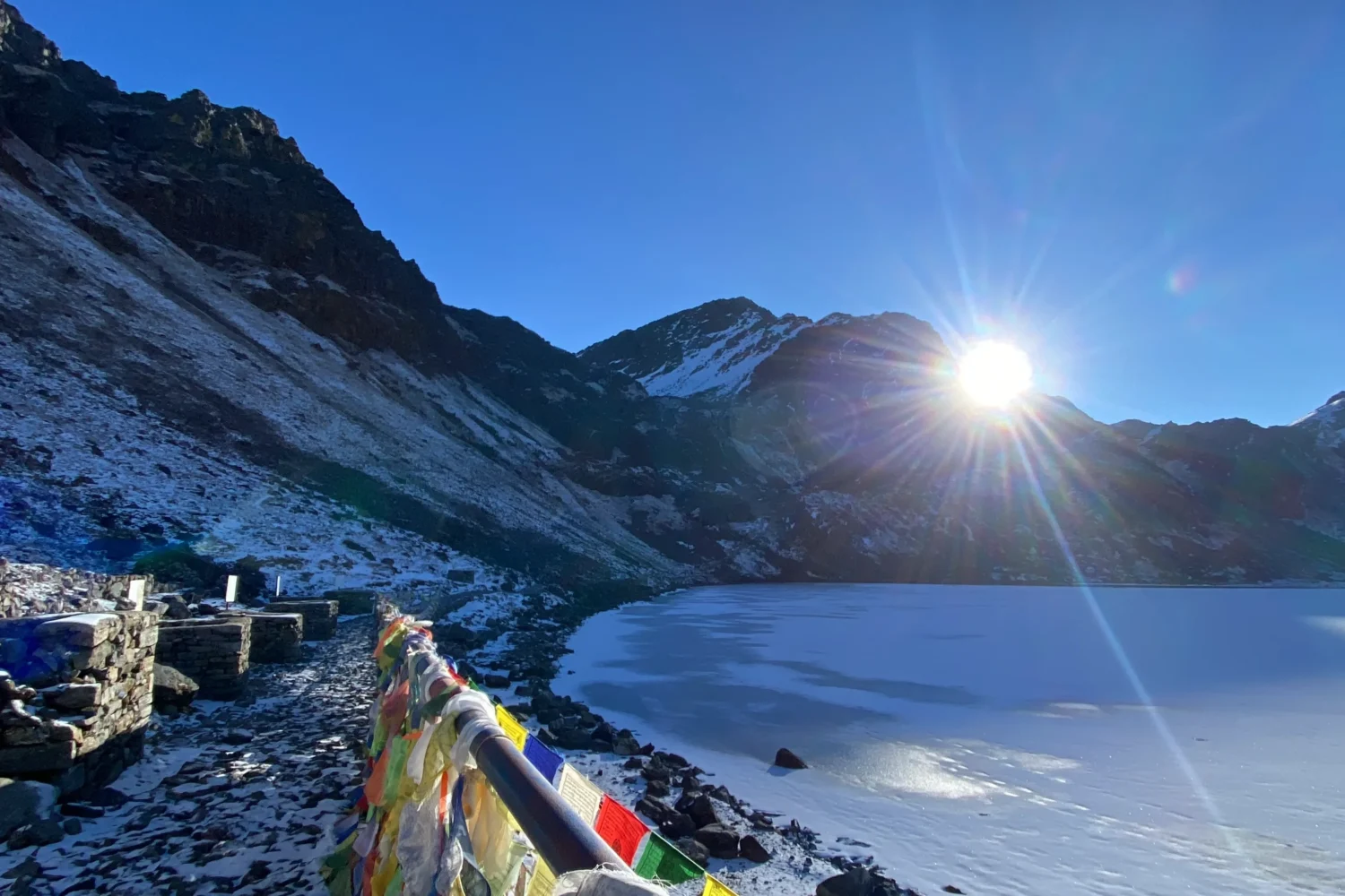 beautiful frozen gosaikunda lake