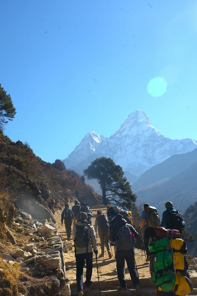 ama dablam mountain himalaya nepal