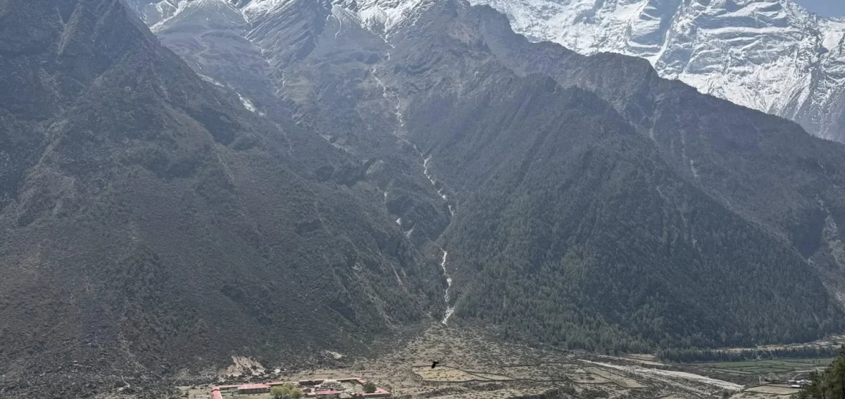 tsum valley trek manaslu tsum valley trek