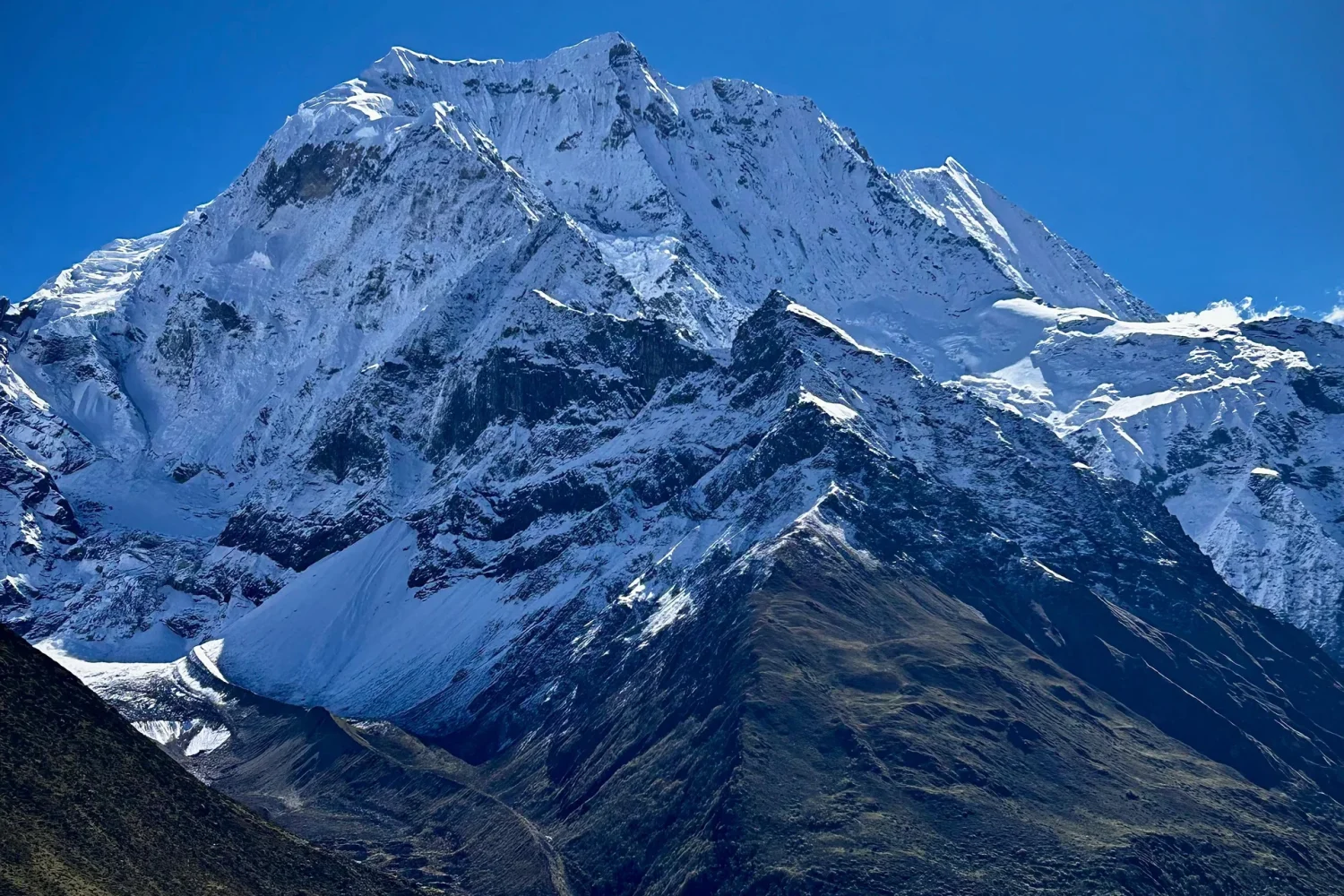 Manaslu Circuit Trek 2026 – panoramic view of Mount Manaslu 8,163m