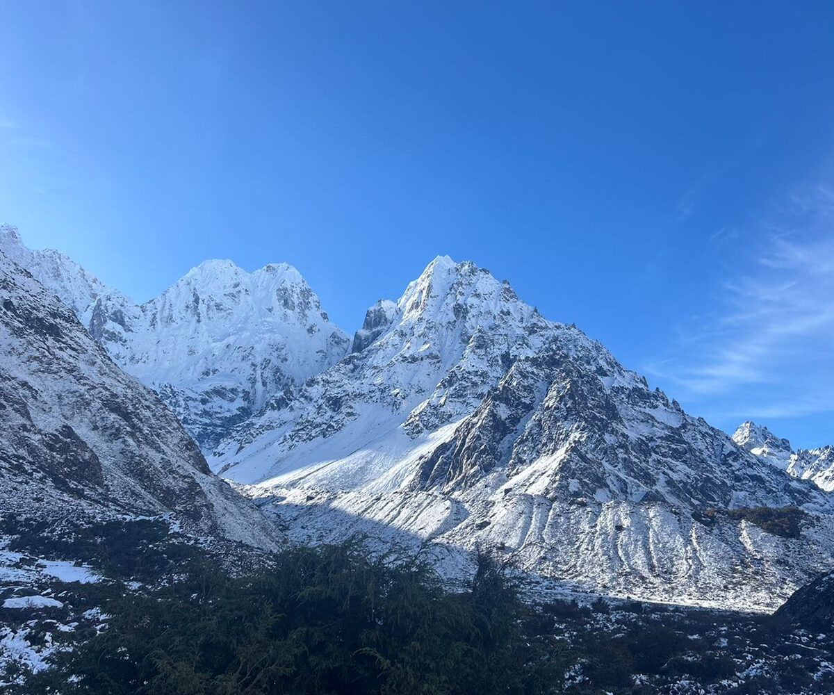 Kanchenjunga trek photo 25: Landscape photo of Kanchenjunga, the world's third highest mountain at 8,586m