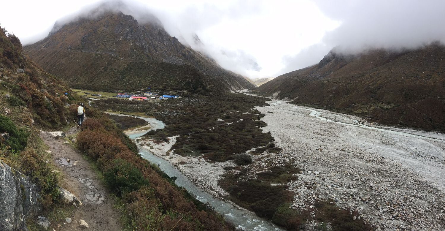 Kanchenjunga trek photo 31: Landscape photo of Kanchenjunga, in the Kanchenjunga range