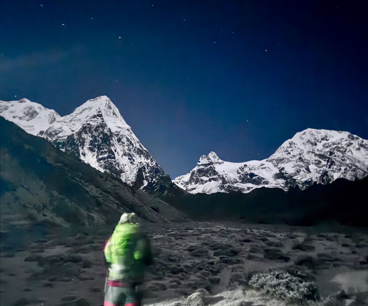Kanchenjunga trek photo 58: Landscape photo of Kanchenjunga, on the Nepal-India border