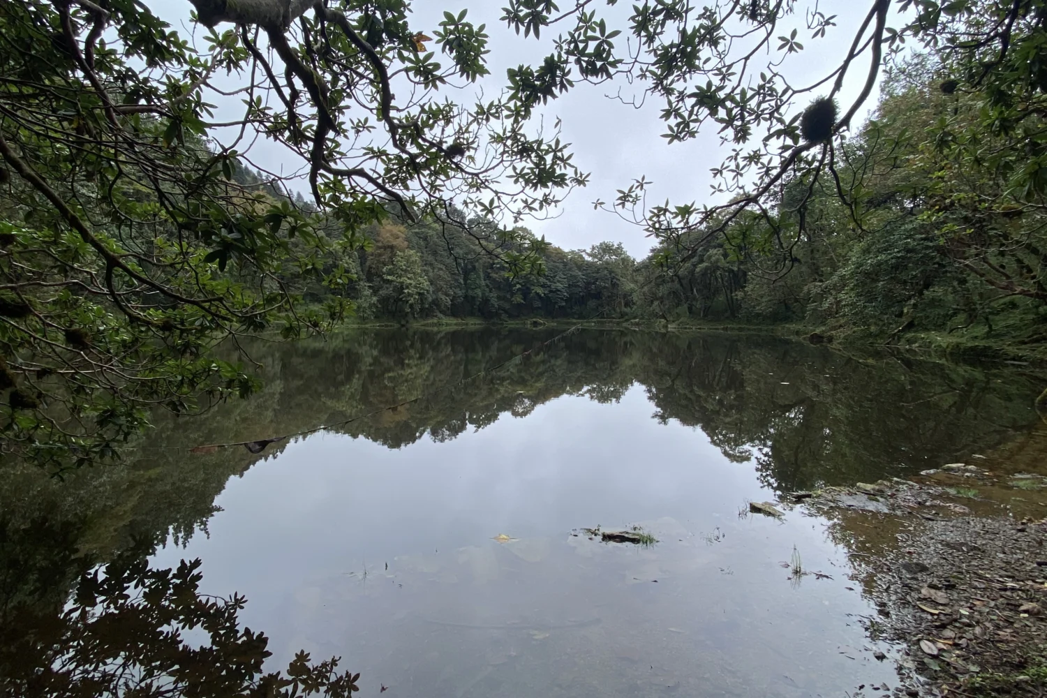 Sagar kunda lake at 2900m altitude.