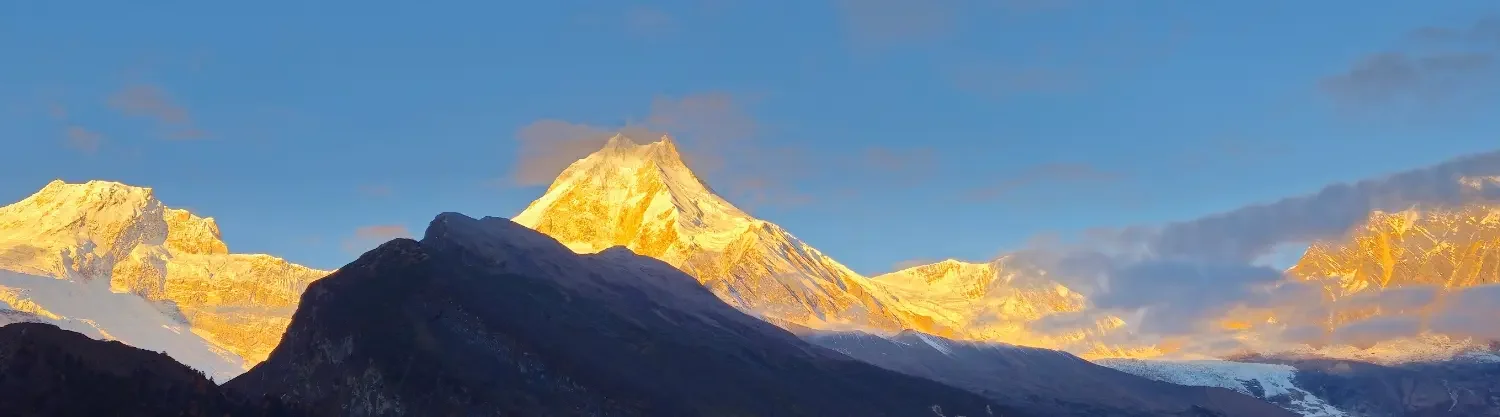 manaslu mountain photo